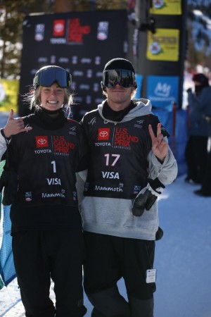 Silver for Zoi Sadowski-Synnott, bronze for Tiarn Collins at Snowboard Slopestyle World Cup Finals