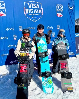 Zoi Sadowski-Synnott Wins Big Air World Cup, Marking Full Return to Top of Womens Snowboarding 